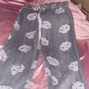 Women’s/girls fuzzy grey pajama pants